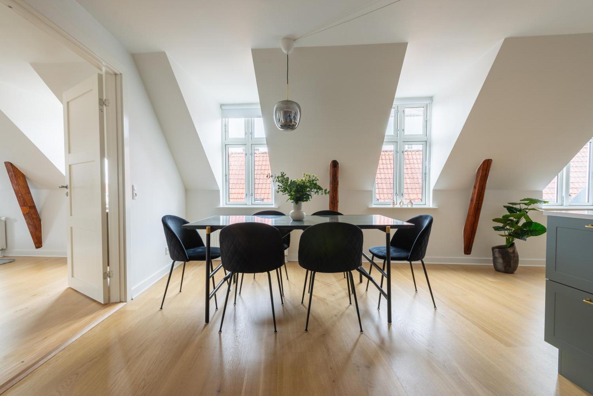 Lejlighed Sanders Leaves - Two-bedroom With Shared Roof-top Terrace