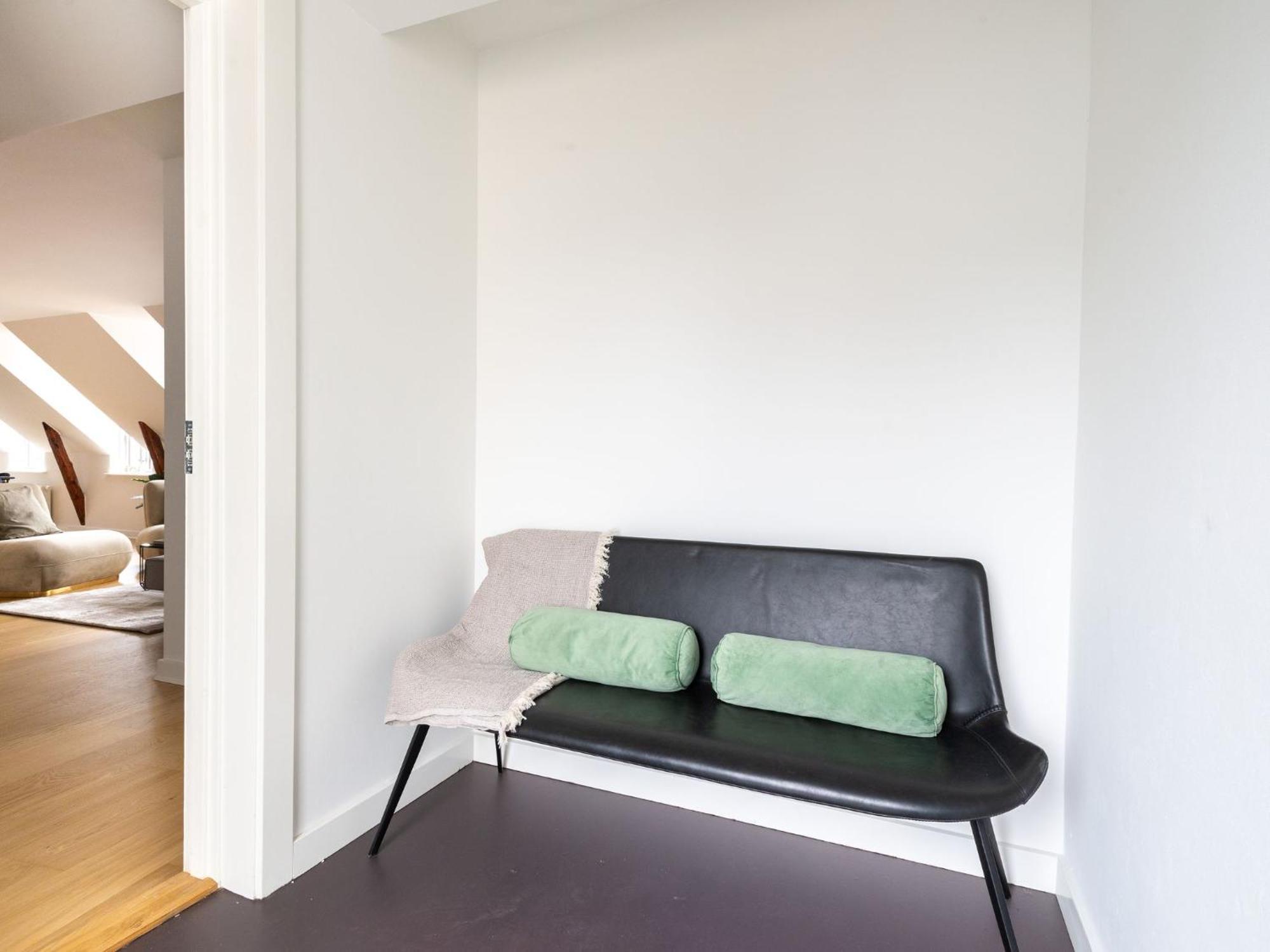 Lejlighed Sanders Leaves - Two-bedroom With Shared Roof-top Terrace *