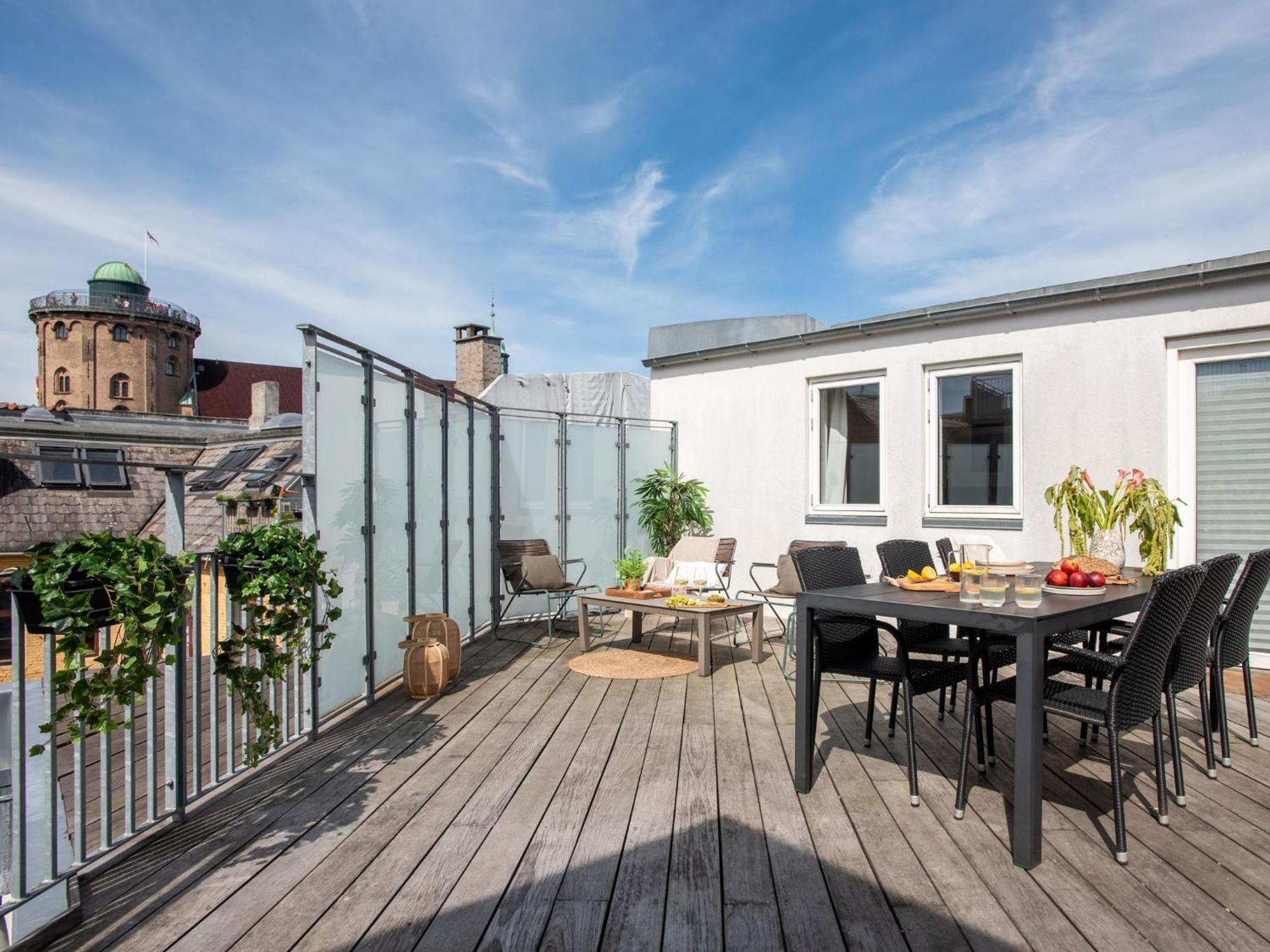 Lejlighed Sanders Leaves - Two-bedroom With Shared Roof-top Terrace *